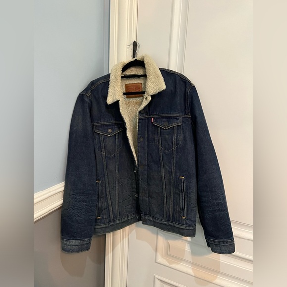 Levi’s Men’s Jean Jacket - Picture 1 of 2